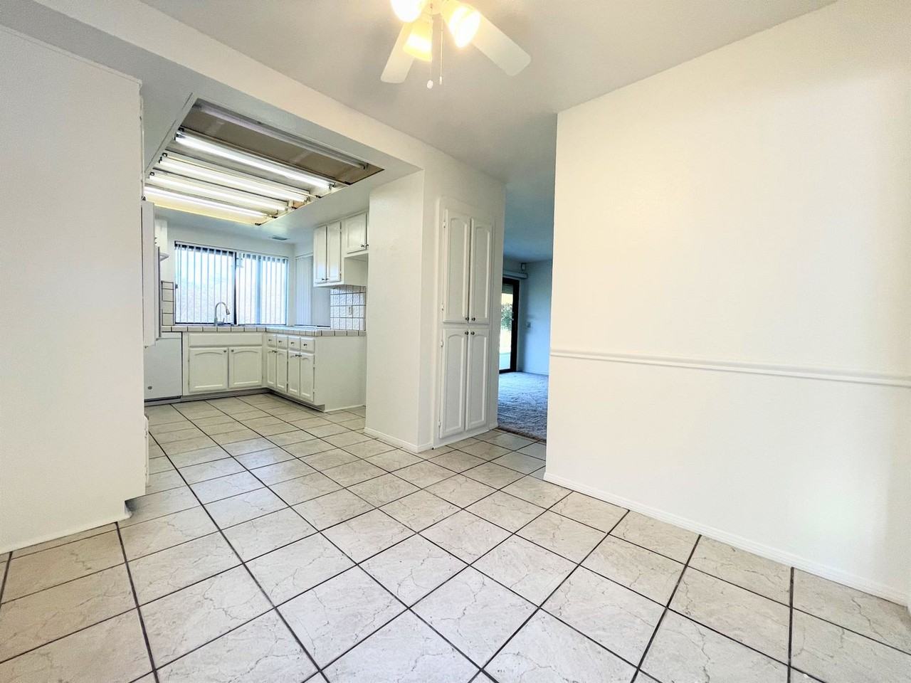 31238 Old River Rd - Photo 7 of 25