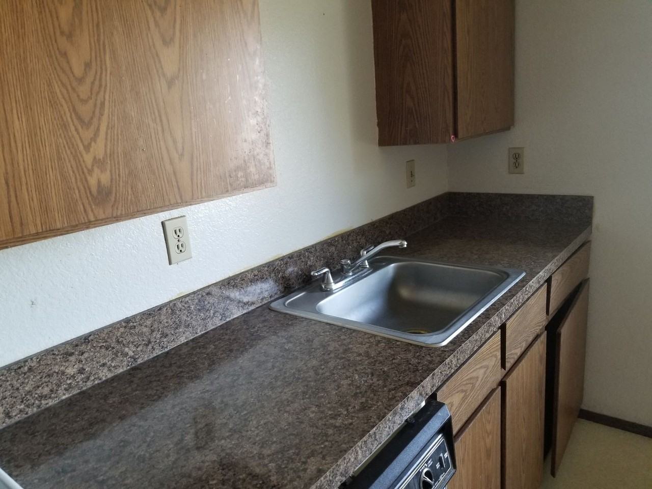 R720 - Photo 4 of 20