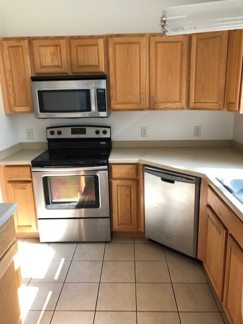 5205 Old Middleton Rd - Photo 3 of 13