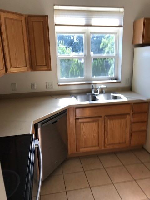 5205 Old Middleton Rd - Photo 4 of 13