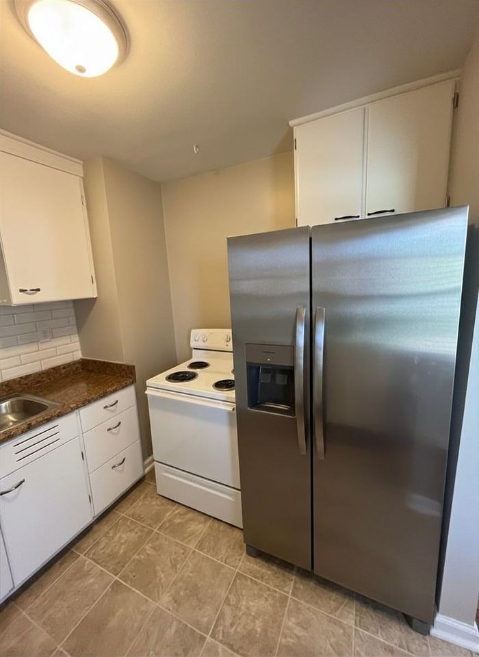 263 E Beechwold Blvd - Photo 3 of 19