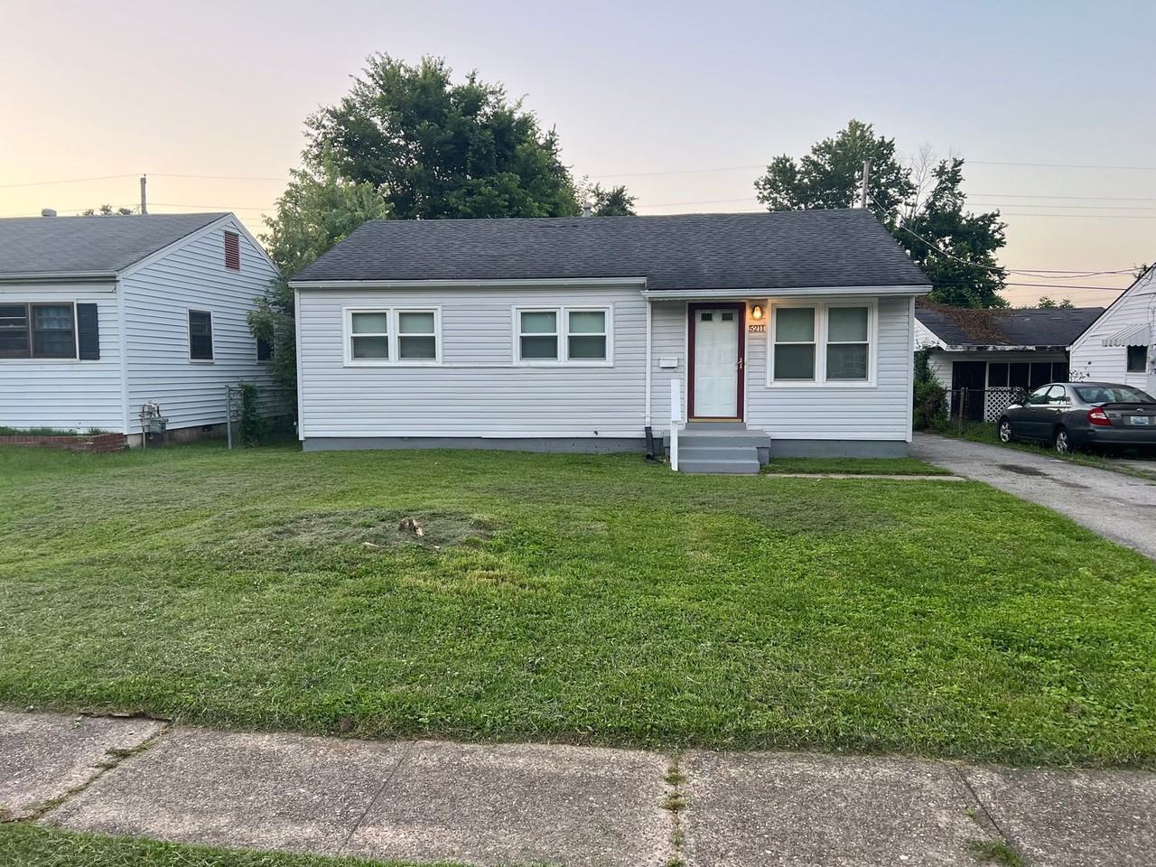 5211 Broadmoor Blvd - Photo 2 of 26