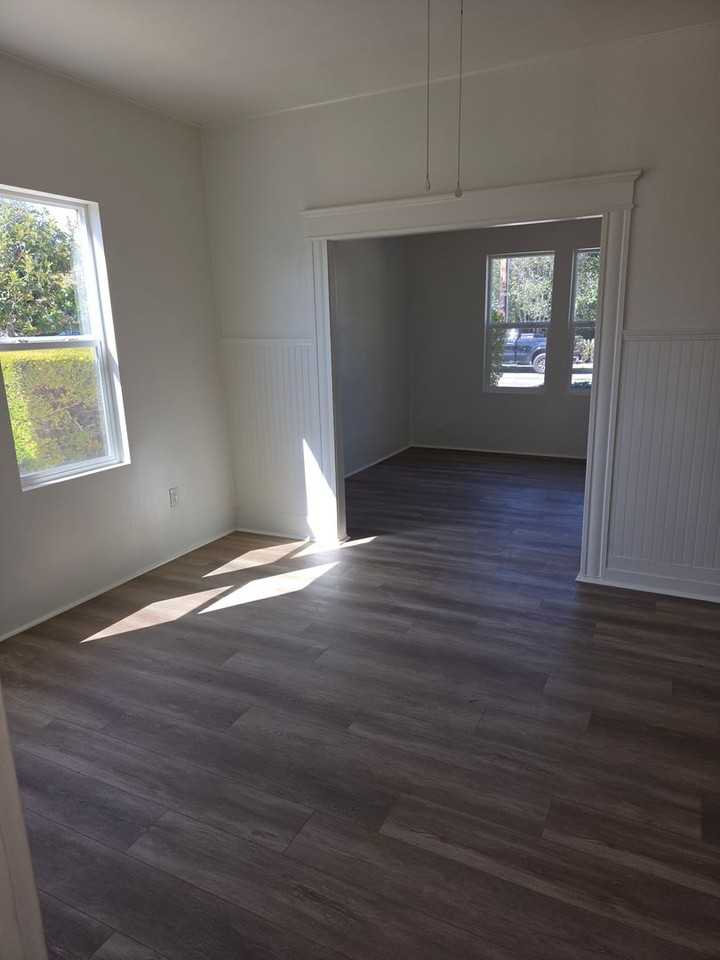 131 S Mason St - Photo 7 of 11