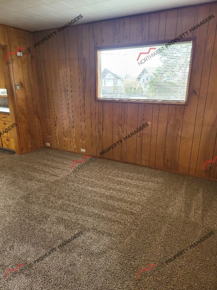 629 Nw Hawthorne Pl - Photo 5 of 17