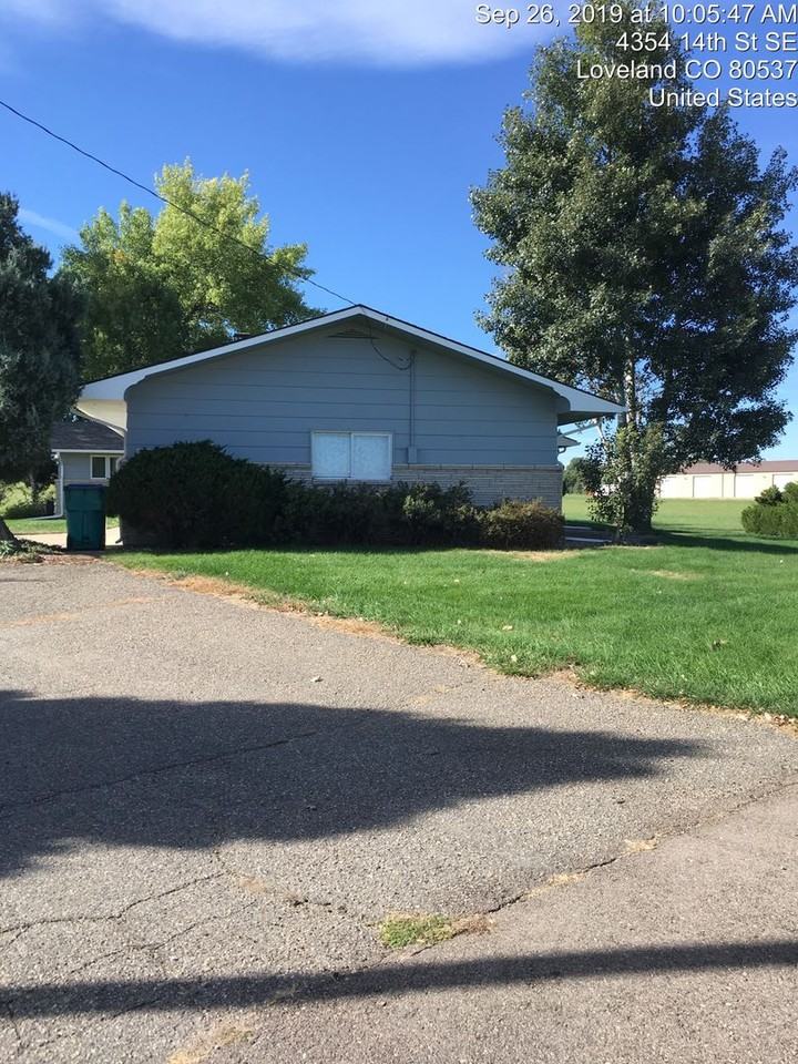 4354 14th St Se - Photo 5 of 8