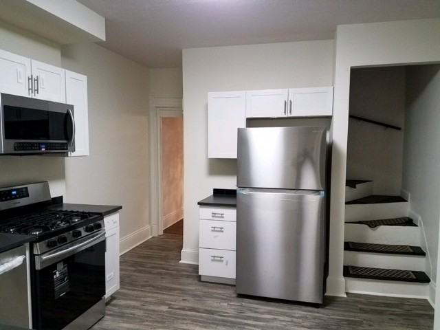 1862 W 48th St - Photo 2 of 31