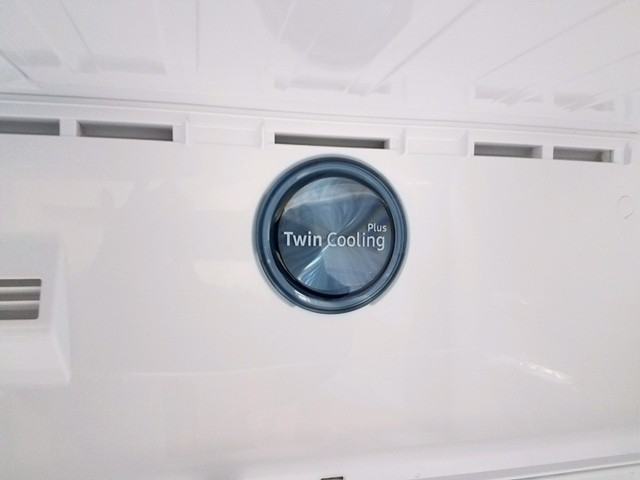 1862 W 48th St - Photo 5 of 31