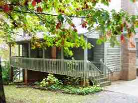 215 Jefferson Woods Dr - Photo 1 of 1