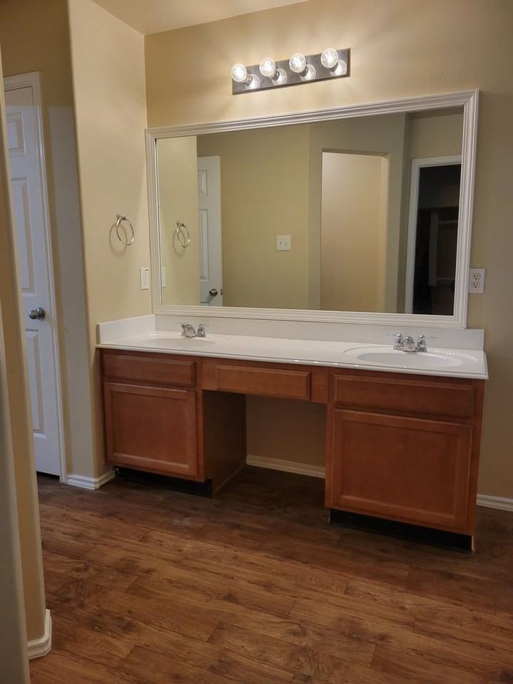 2510 Egret Chase Ct - Photo 5 of 17