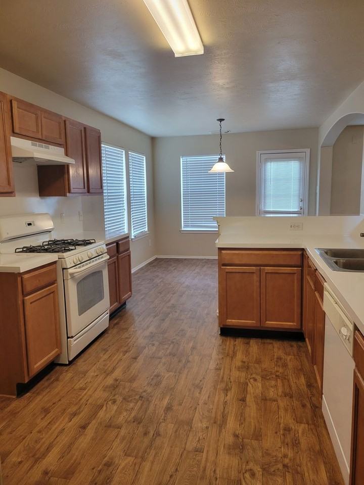 2510 Egret Chase Ct - Photo 7 of 17