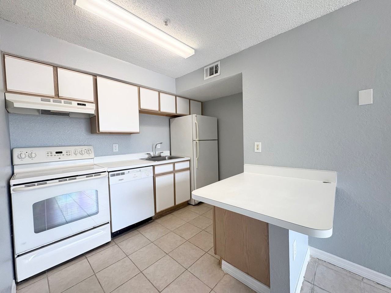 2216 Grand Cayman Ct #1436 - Photo 4 of 16