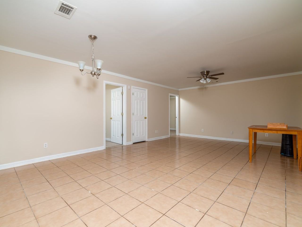 1074 Little Vine Church Rd - Photo 6 of 12