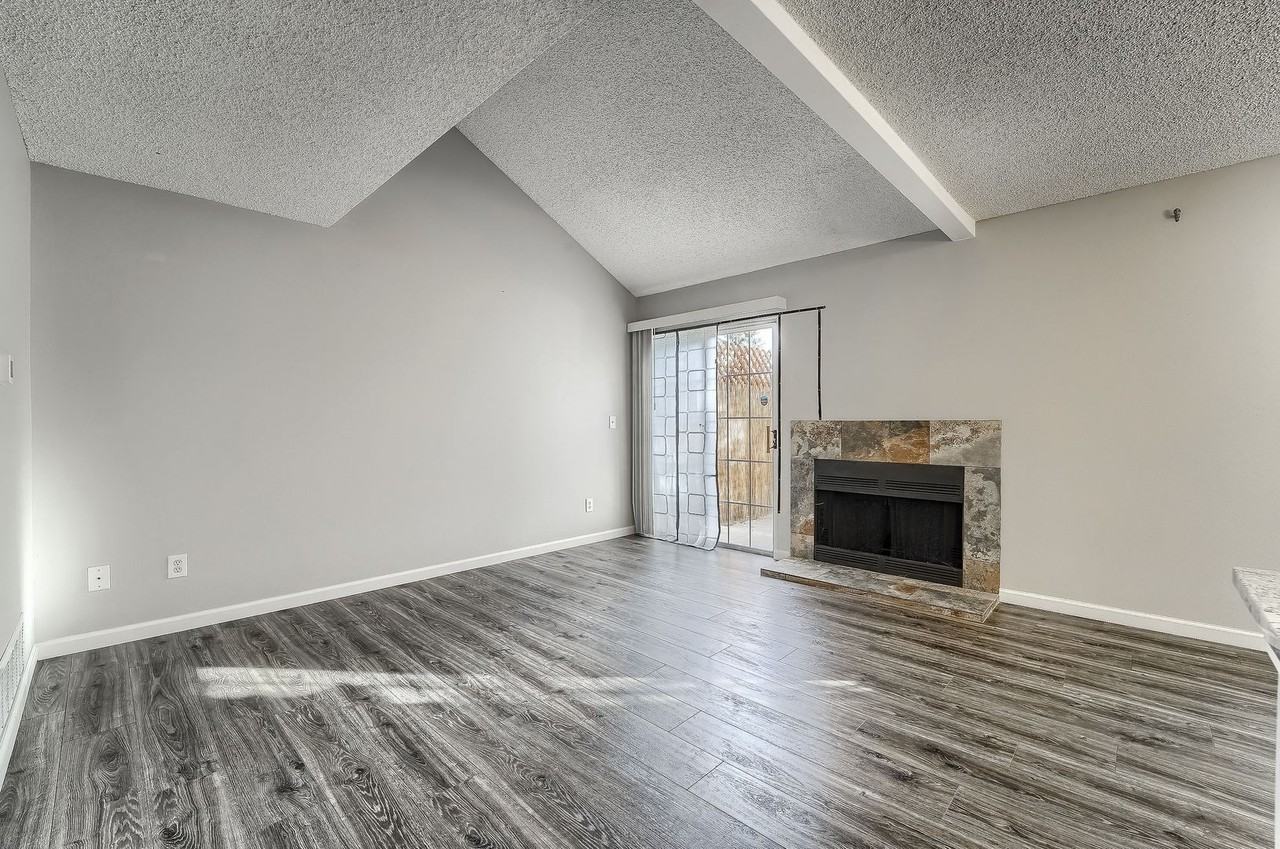 12262 Colorado Blvd - Photo 5 of 28