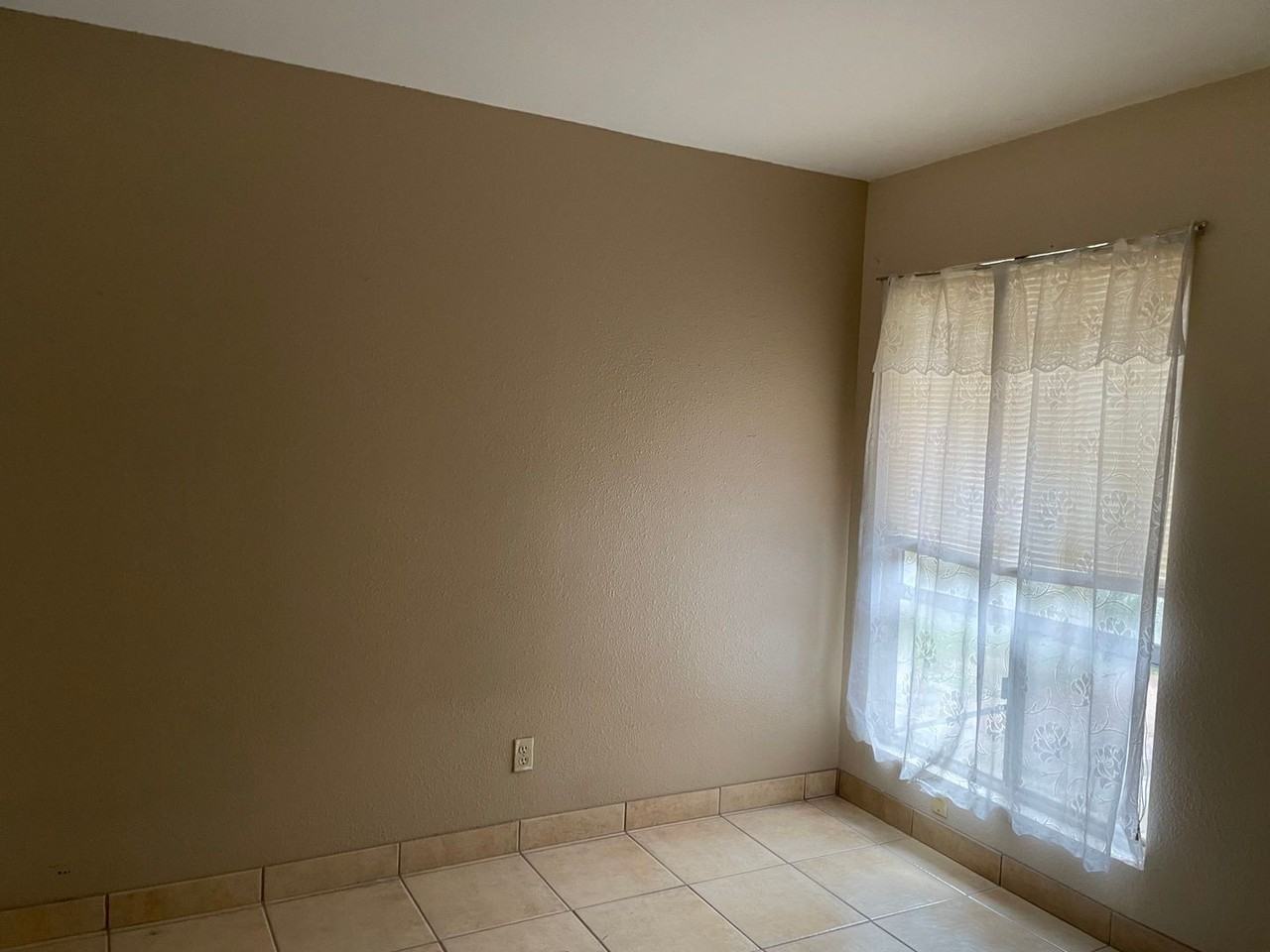 1051 S Dobson Rd #194 - Photo 6 of 11