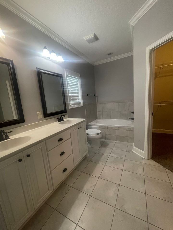 24 Port Richey Way - Photo 6 of 14