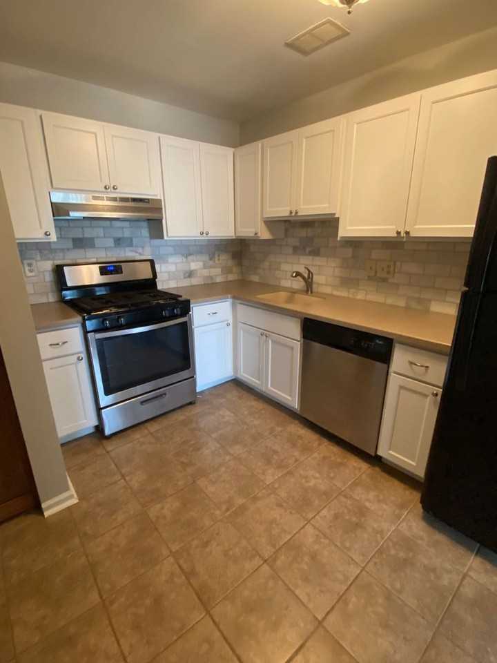 41 River Bank Dr - Photo 7 of 42