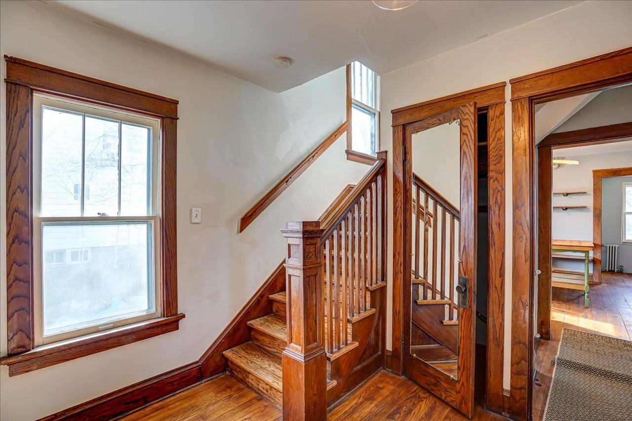 513 Troy Dr - Photo 4 of 38