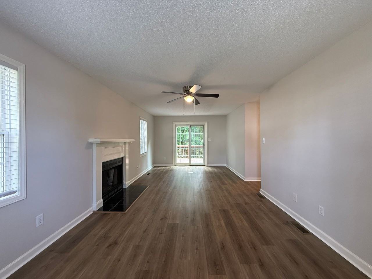 5337 Moss Creek Ln - Photo 6 of 19