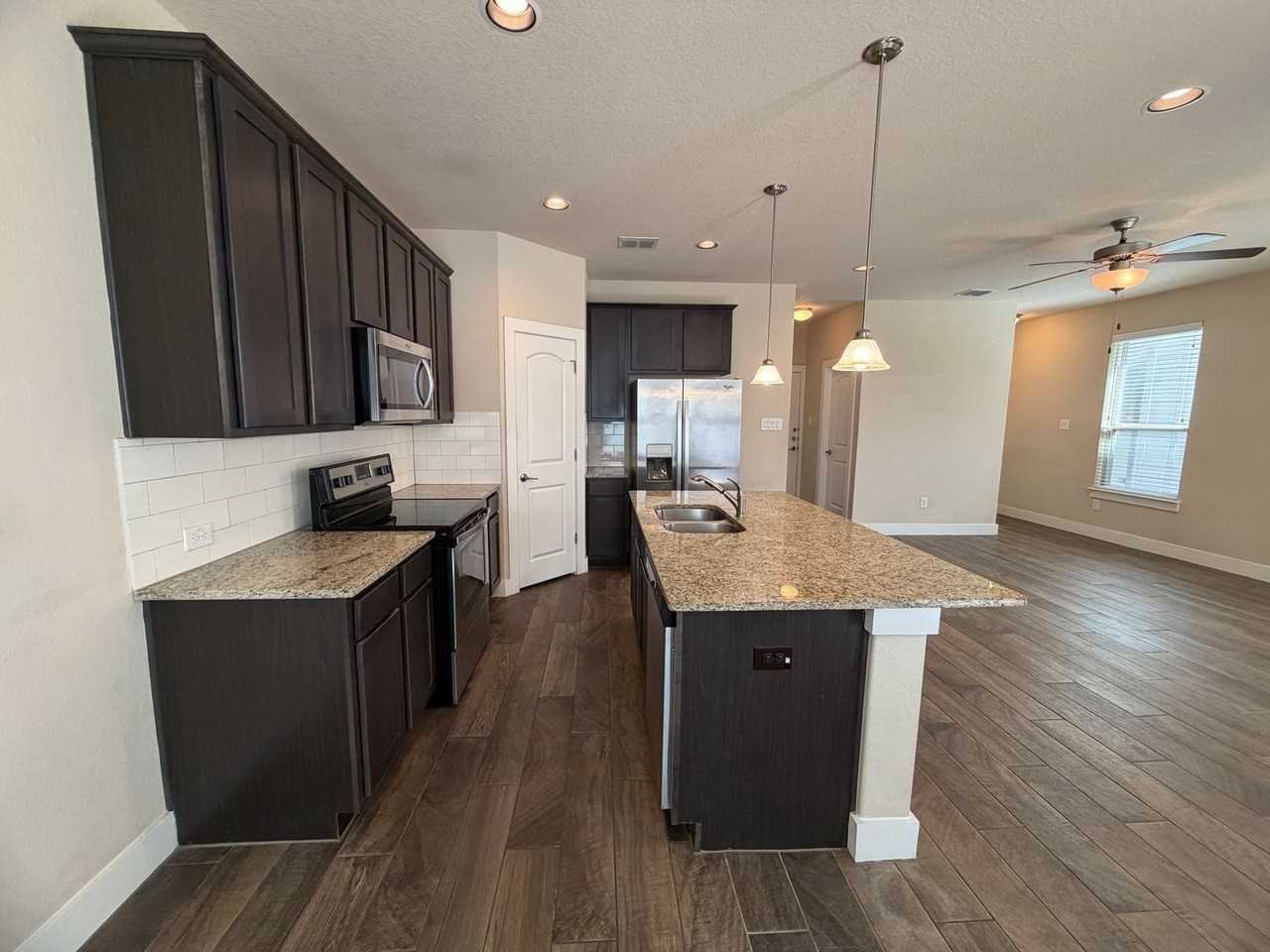 724 Gristmill Dr #19A - Photo 4 of 17