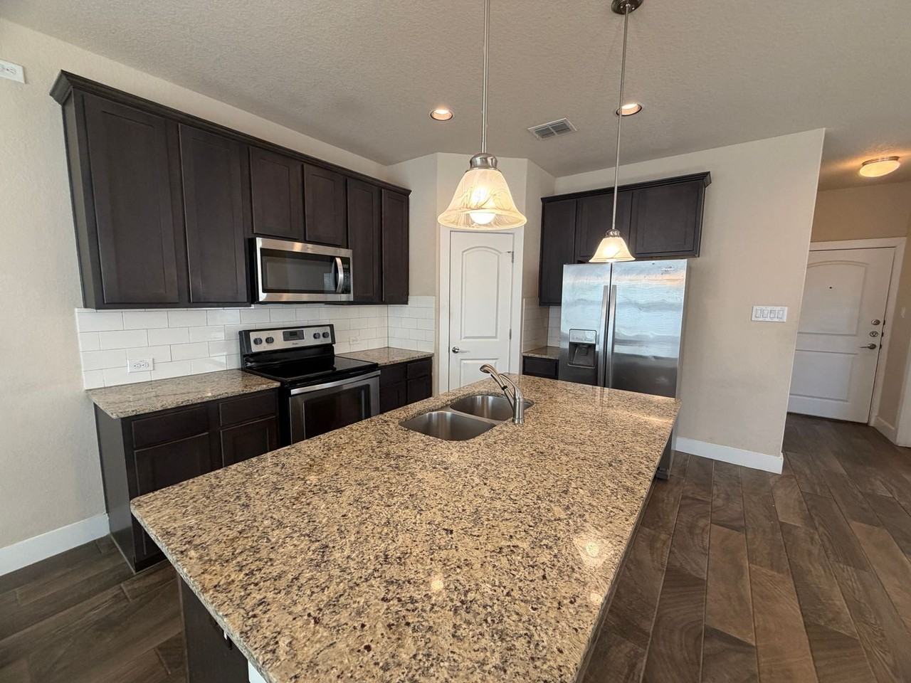 724 Gristmill Dr #19A - Photo 5 of 17