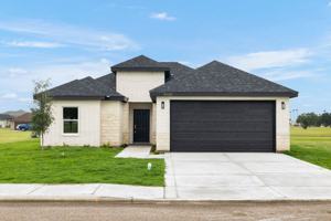 featured image of 3125 Fairway Dr