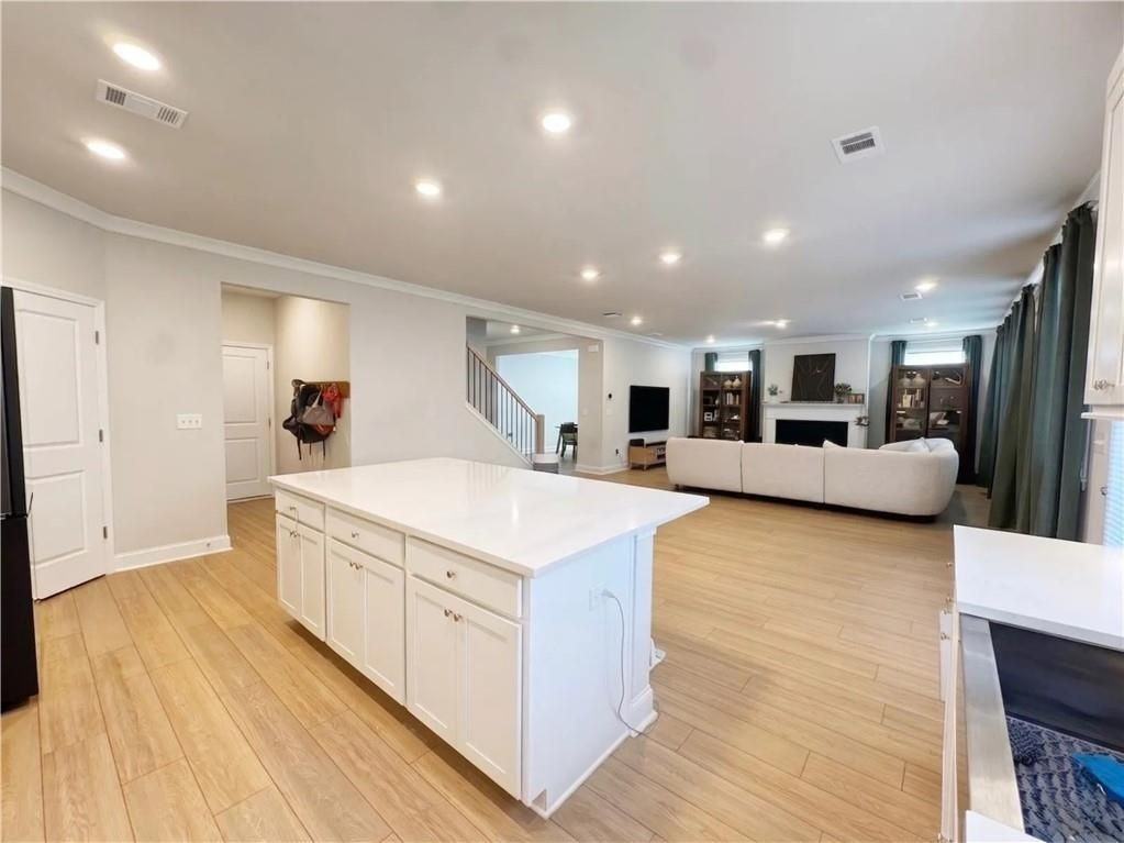 830 Elderberry Ct - Photo 7 of 30