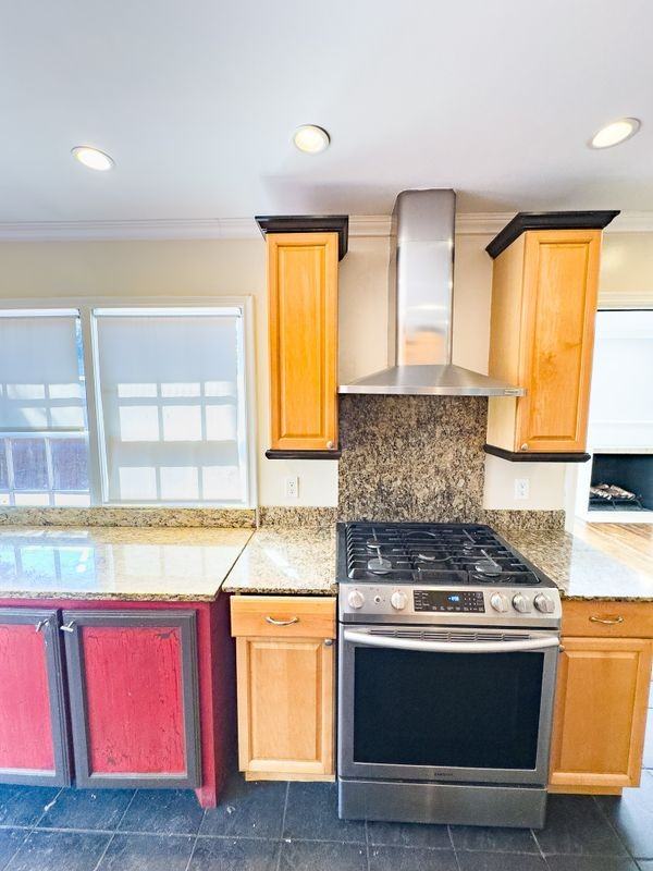 2222 Carnes St - Photo 2 of 10
