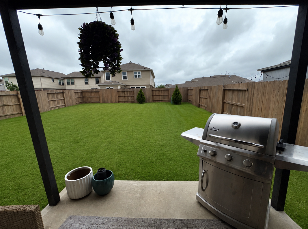 25323 Queens Causeway Ln - Photo 2 of 3