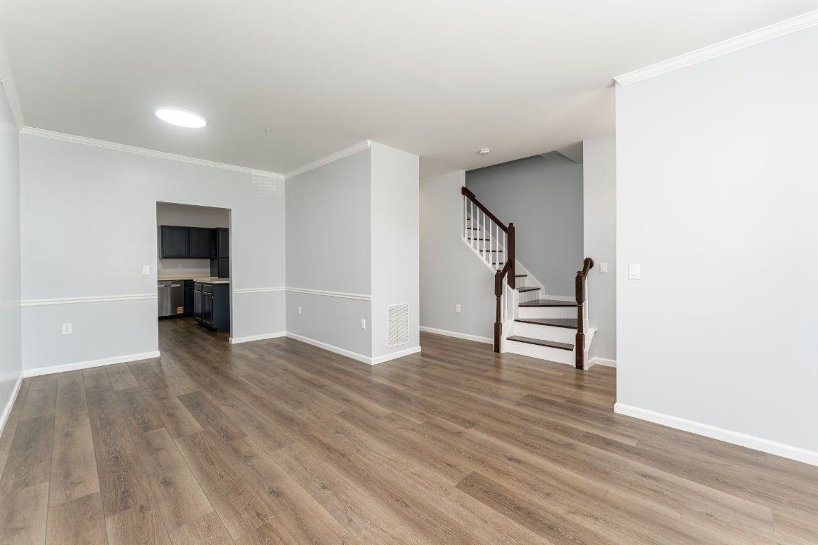 2383 Laconia Ct - Photo 5 of 35