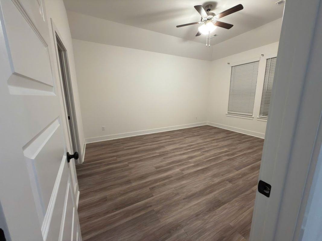 4225 Florentina Ave - Photo 4 of 5