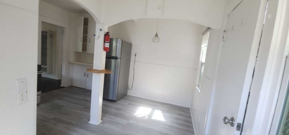 1526 N Avenue 47 - Photo 3 of 7