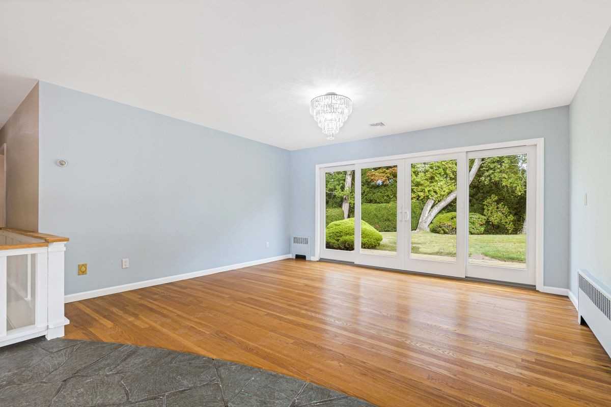 5 Paddock Rd - Photo 5 of 23