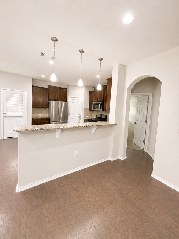 187 Limerick Rd - Photo 2 of 18
