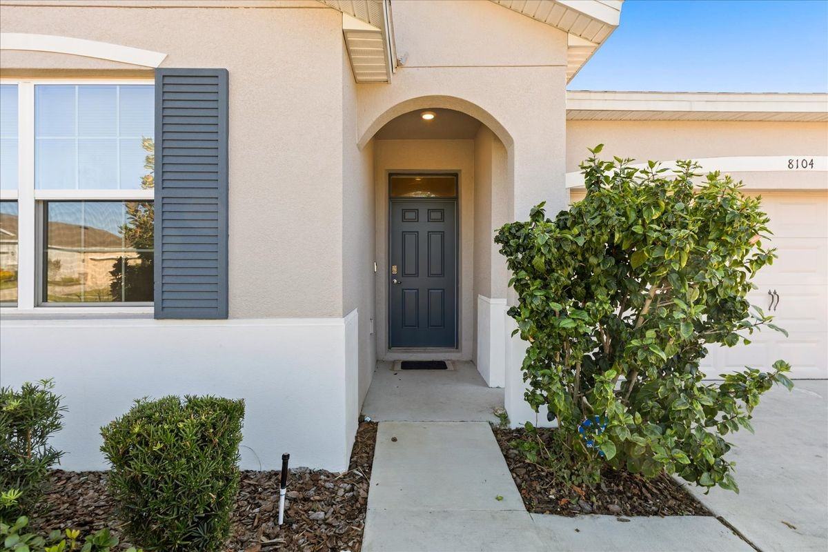 8104 Penrose Pl - Photo 4 of 19