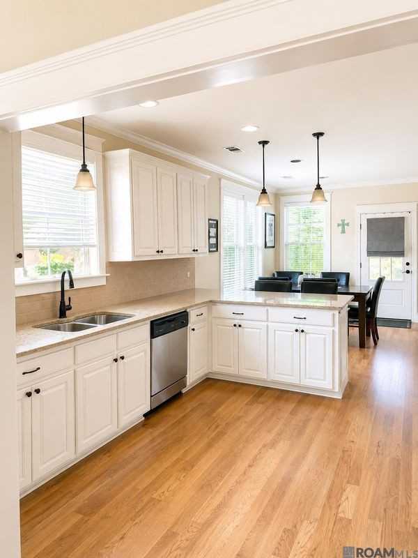3655 Capital Heights Ave - Photo 3 of 7
