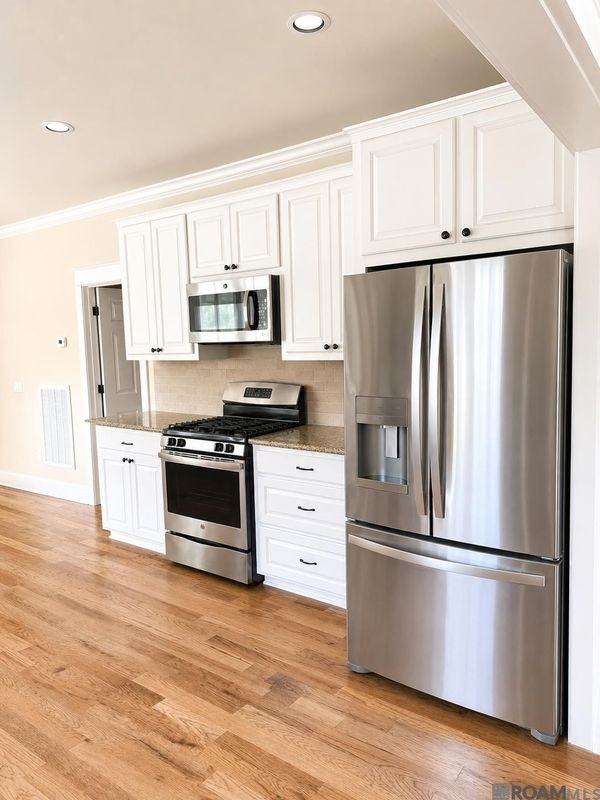 3655 Capital Heights Ave - Photo 4 of 7