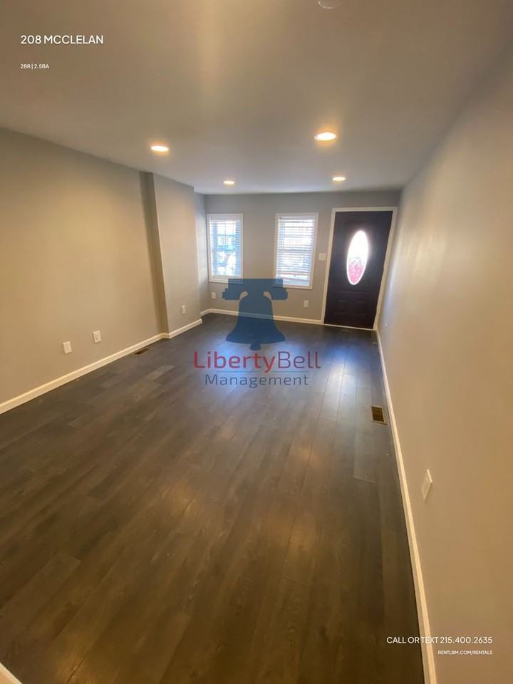 208 Mcclellan St - Photo 4 of 17