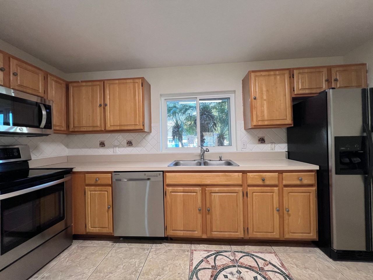 8330 Le Mesa St - Photo 6 of 50