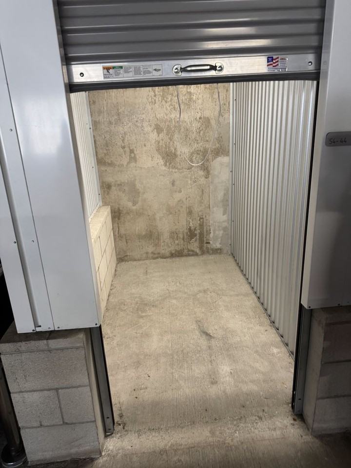 1001 Queen St #3704 - Photo 5 of 39