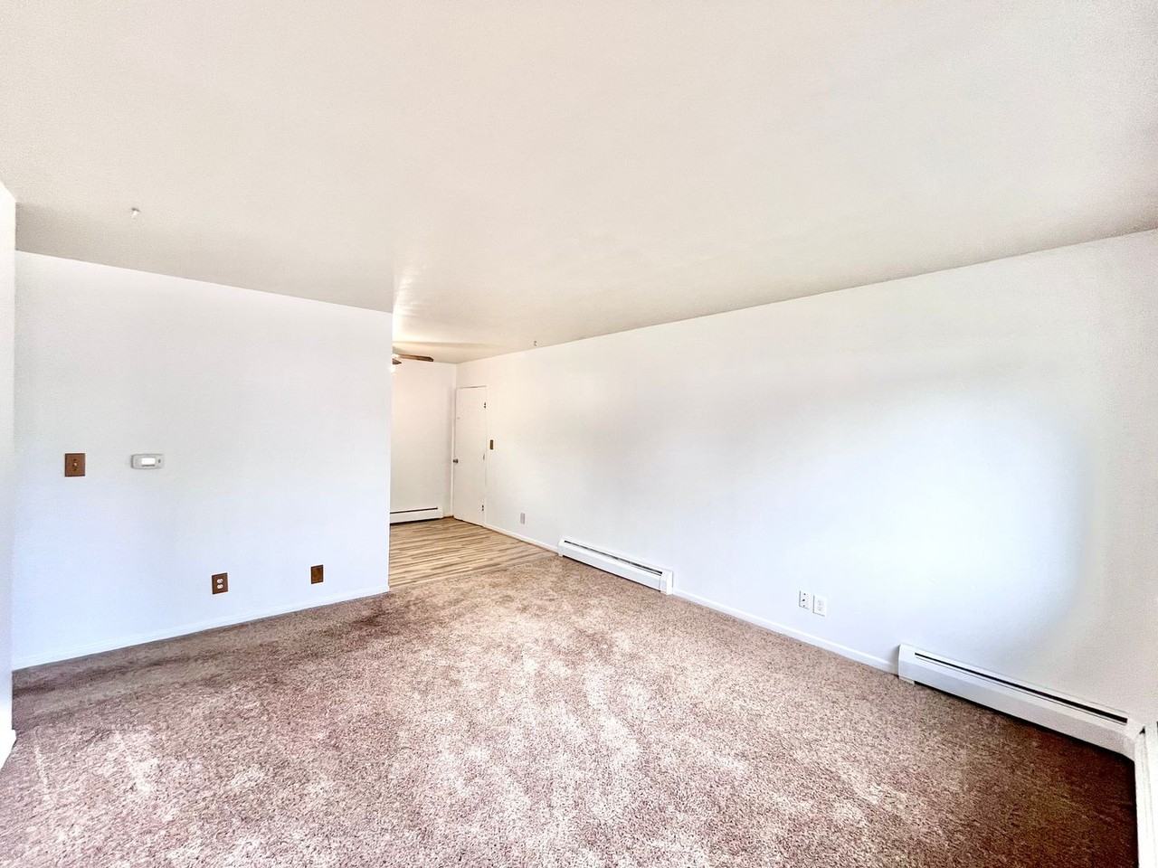 1406 S Douglas Ave - Photo 3 of 10