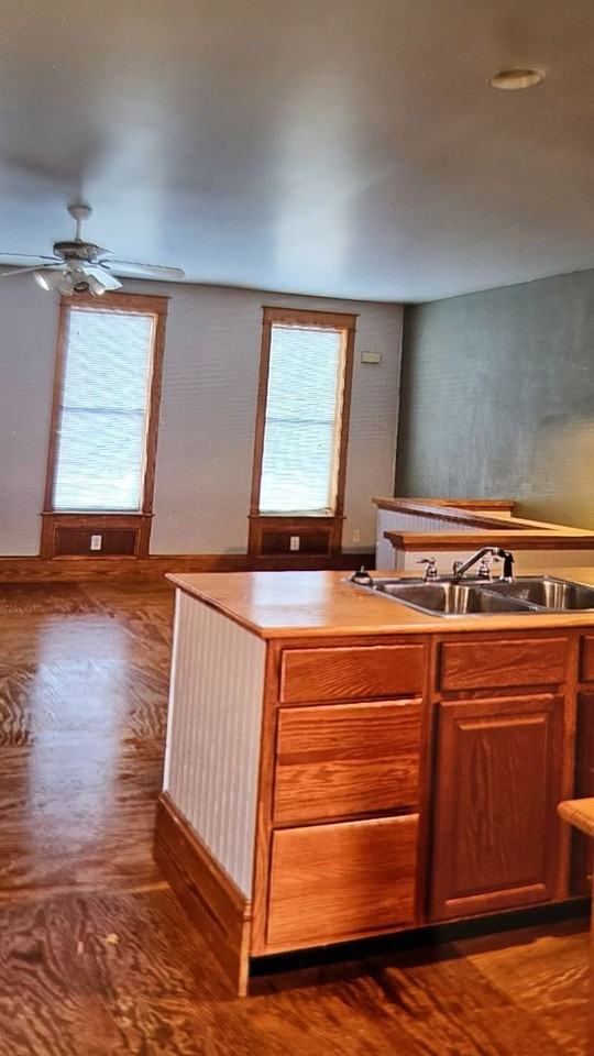 104B Sir Walter Raleigh St - Photo 6 of 19