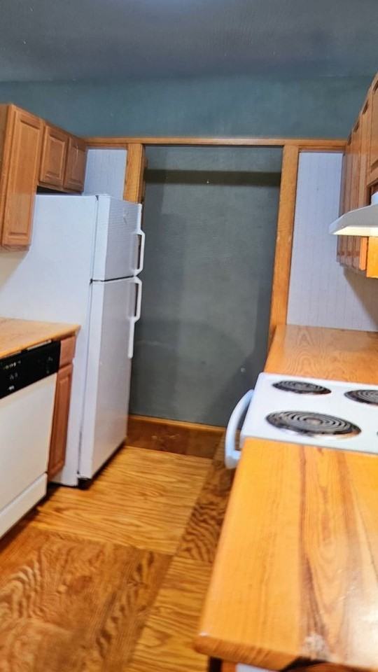 104B Sir Walter Raleigh St - Photo 7 of 19