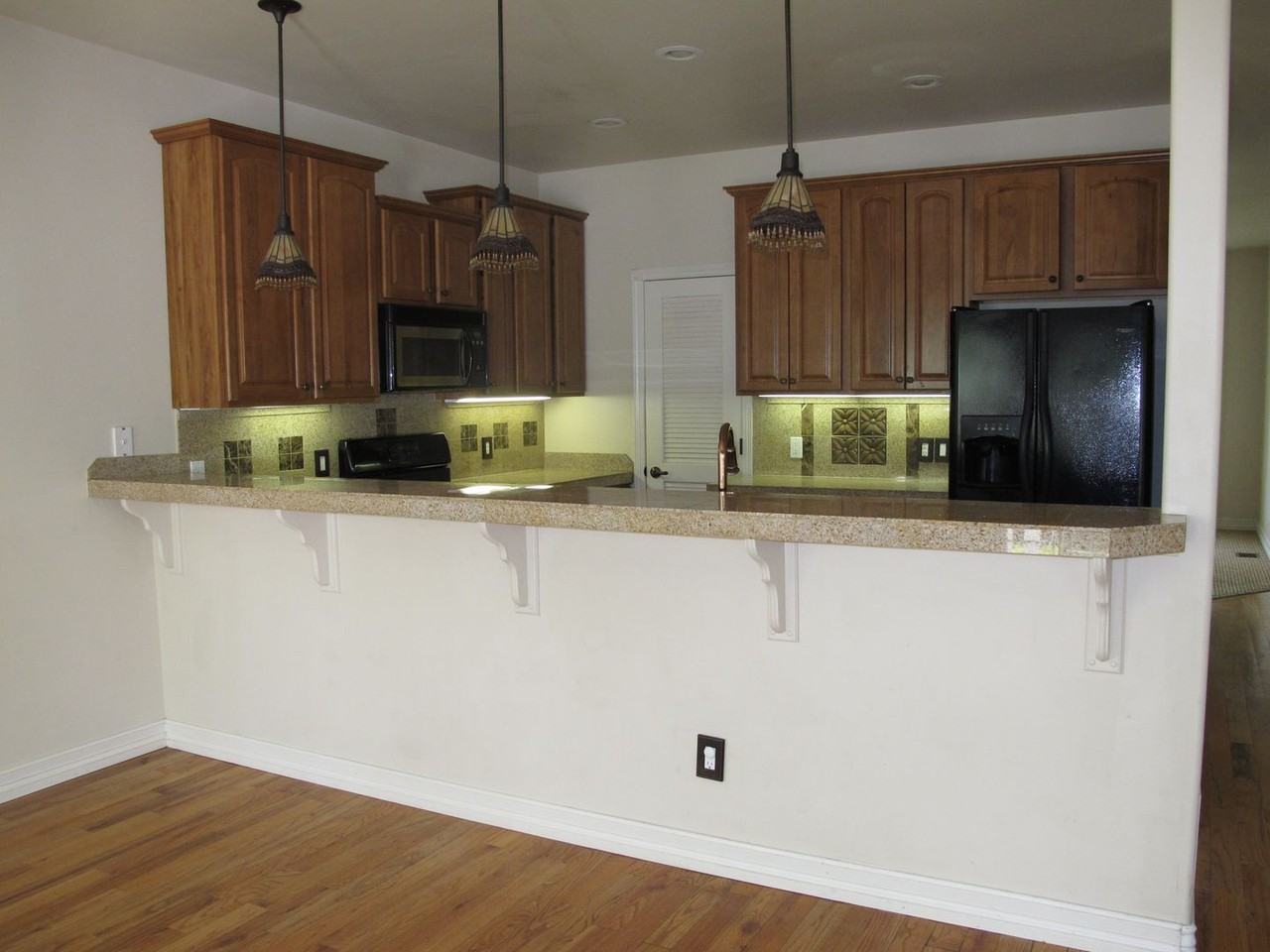 846 N 7th St - Photo 6 of 33