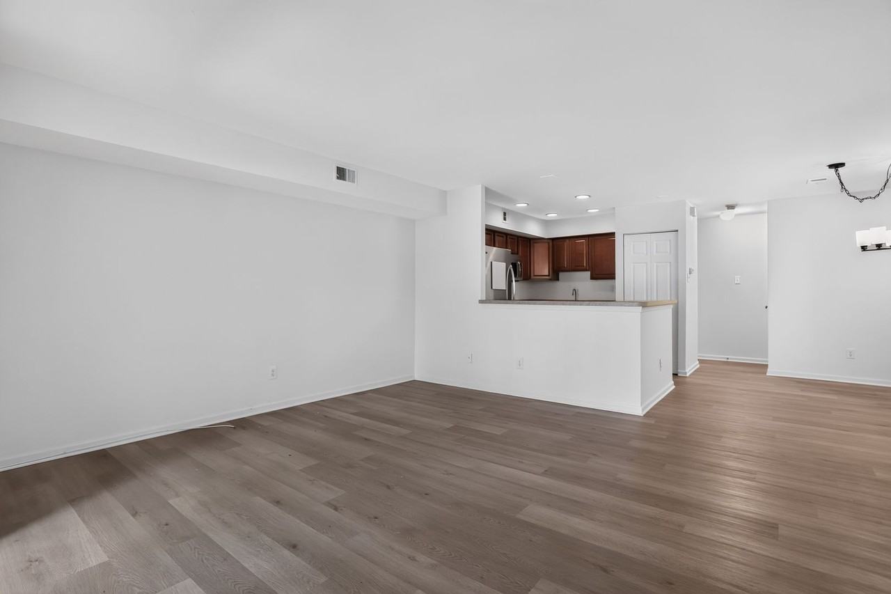 69 Ramsgate Ct - Photo 6 of 30