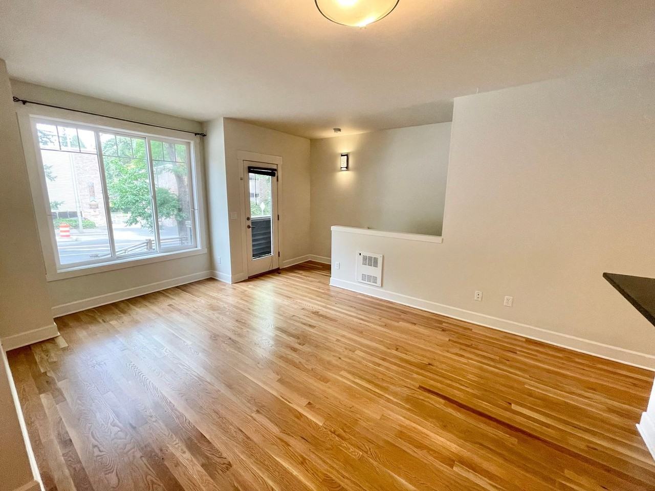 1025 Ne 125th St #A - Photo 3 of 20