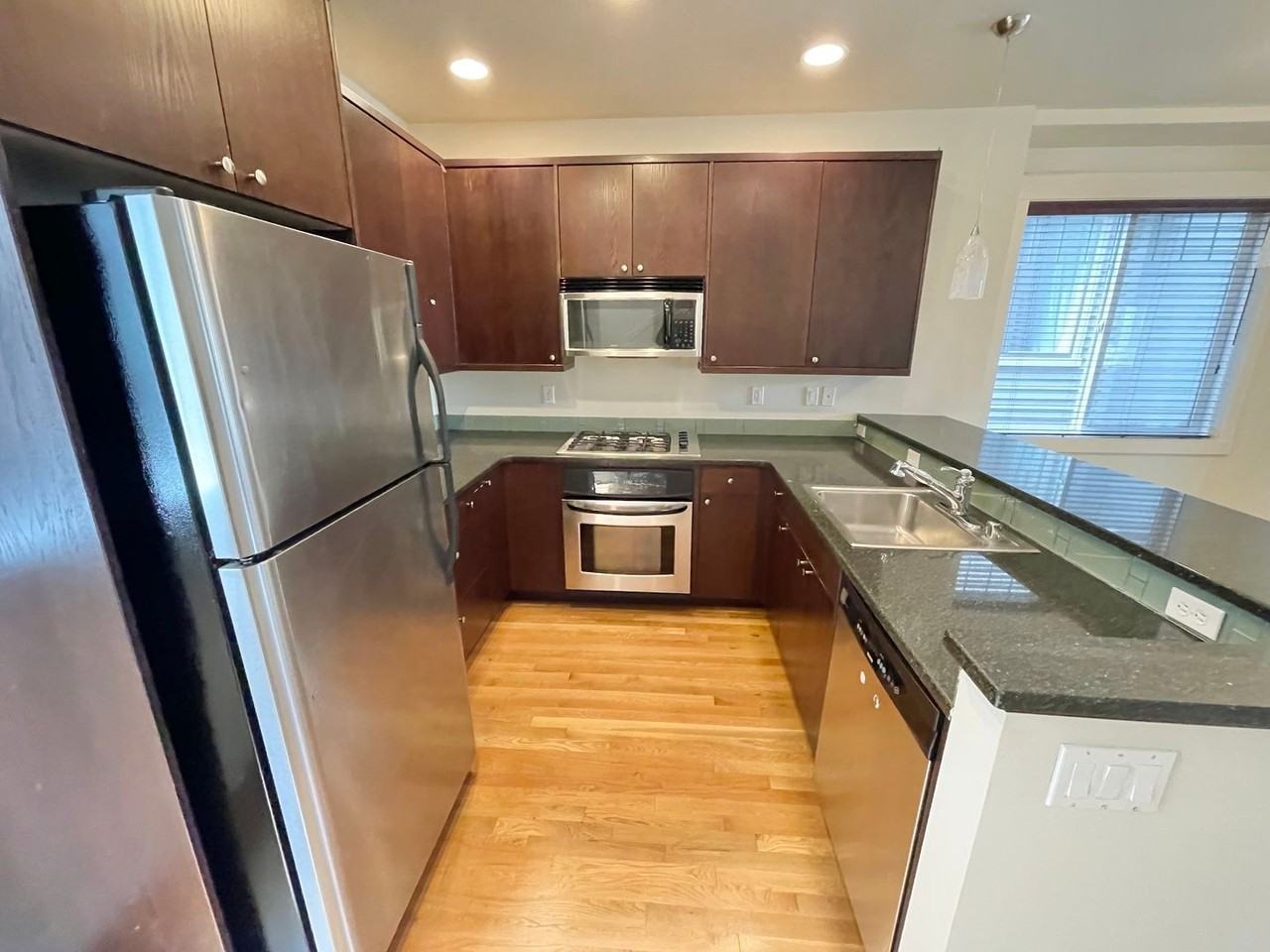 1025 Ne 125th St #A - Photo 6 of 20
