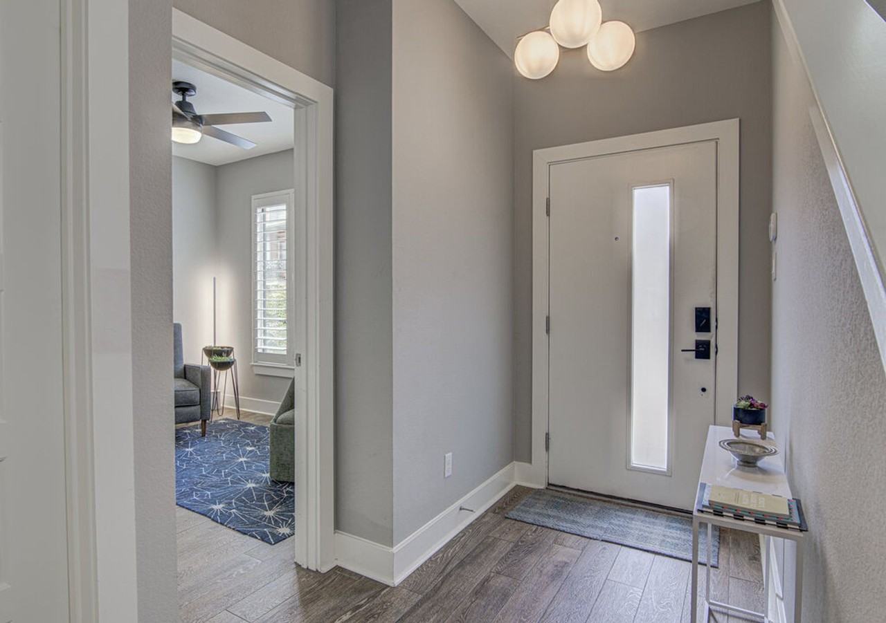 1409 Lorraine Loop #1409 - Photo 4 of 30