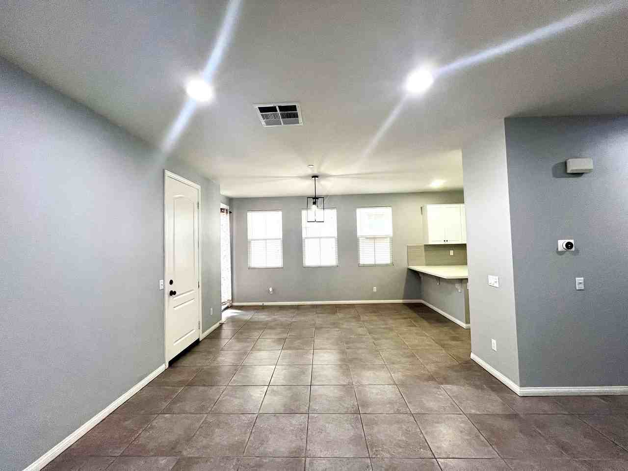 6072 Snapdragon St - Photo 3 of 37