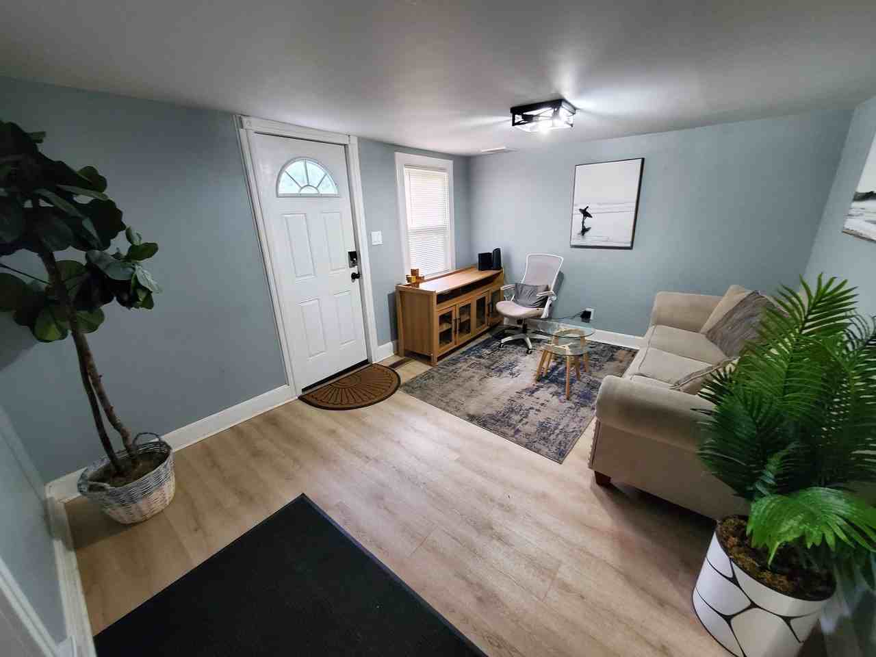 4207 Albany St - Photo 2 of 10