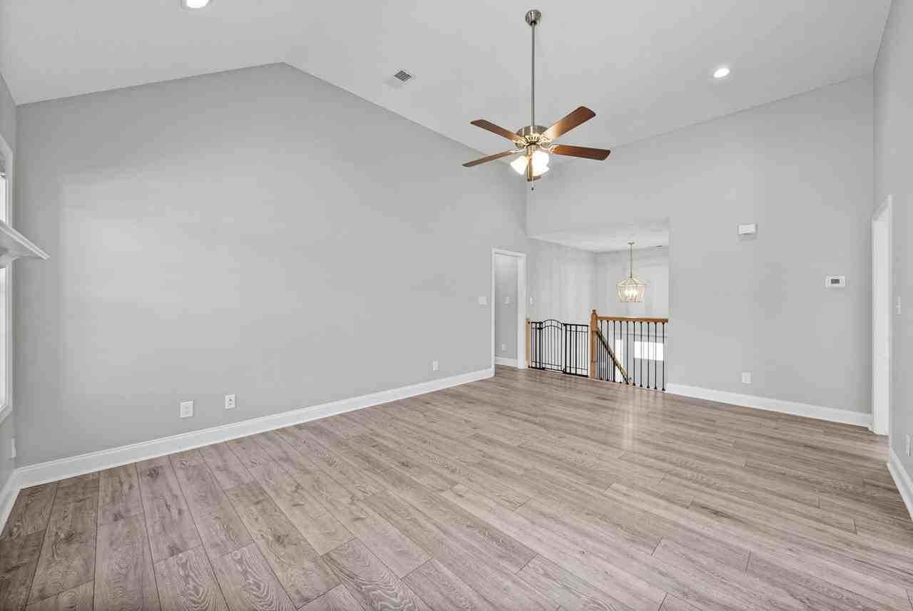 169 Bonnell Dr - Photo 6 of 35